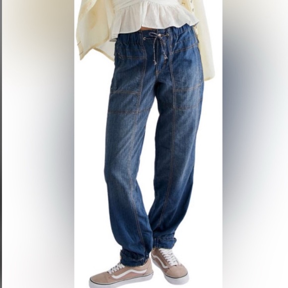 FREE PEOPLE MEDUIM ANGELO TIE WAIST JEANS LOW RISE SLOUCHY CARGO PULL-ON DENIM - Picture 2 of 8